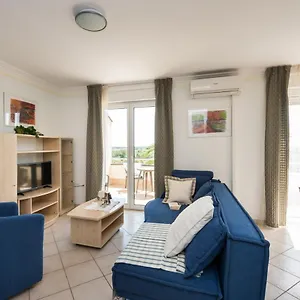 Apartment Adriatic In Skiper, Savudrija